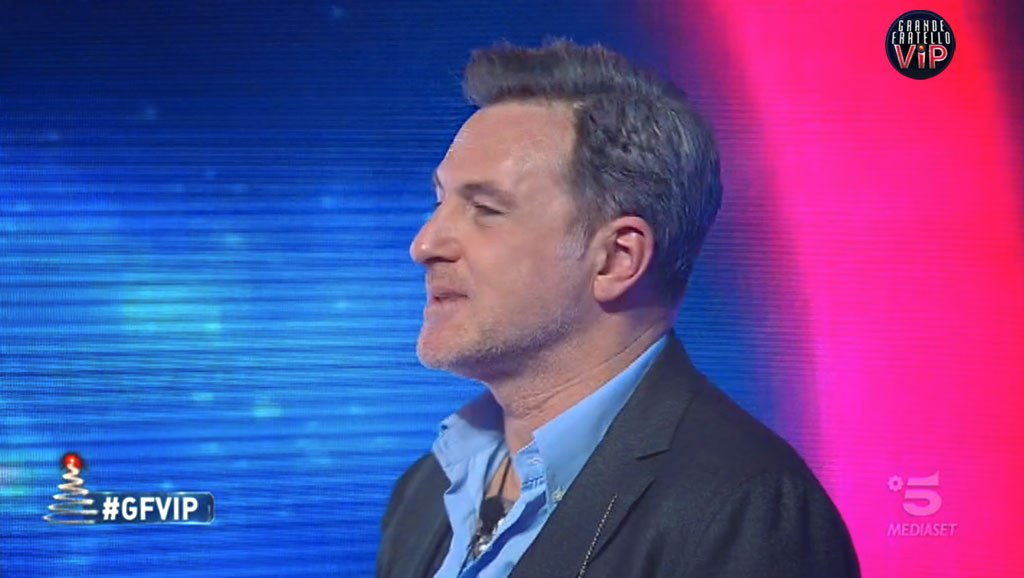 filippo nardi grande fratello spocchiello accessorio giacca